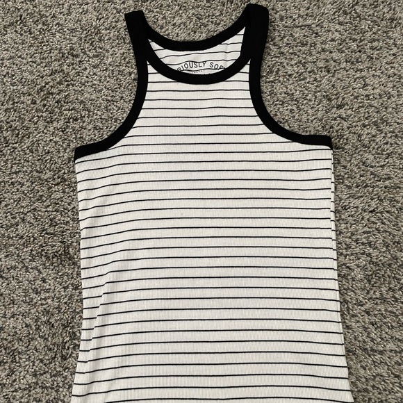 Bundle 3/$15 - Aero Seriously Soft Striped Tank - Picture 3 of 4